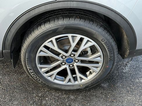 Used 2022 Ford Escape SEL image 25