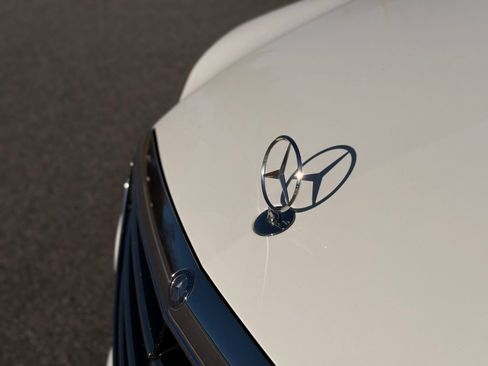 Used 2014 Mercedes-Benz E 350 4MATIC Sedan image 42