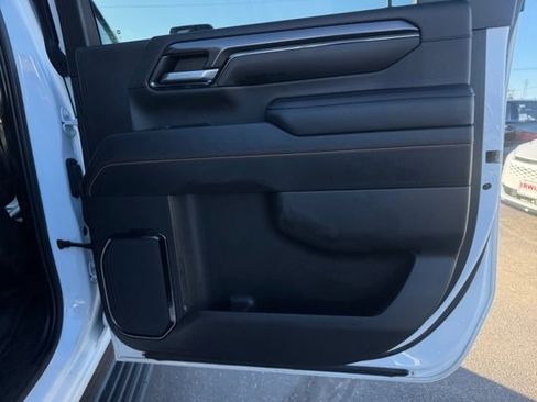 Certified 2024 GMC Sierra 2500 AT4 image 28