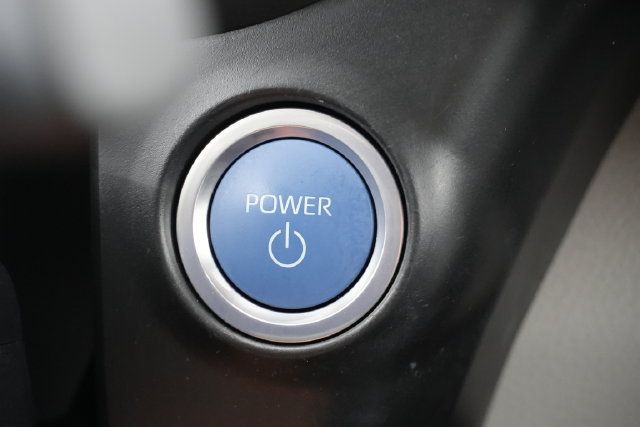 Used 2024 Toyota Sienna XLE FWD image 35