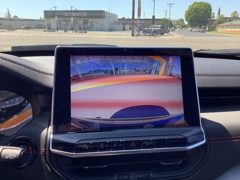 New 2025 Jeep Compass Trailhawk w/ Sun & Sound Group image 19