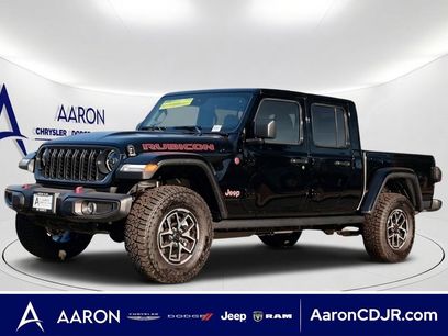 New 2026 Jeep Gladiator Rubicon w/ Steel Power Dome Hood Package