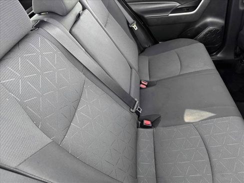 Used 2024 Toyota RAV4 XLE image 18