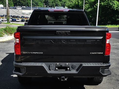 Used 2023 Chevrolet Silverado 1500 Custom AWD/4WD image 7