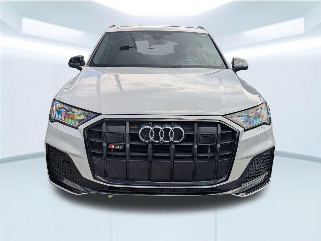 Used 2023 Audi SQ7 Prestige AWD/4WD image 4