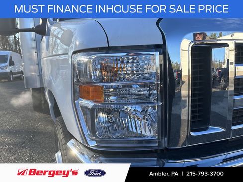 New 2024 Ford E-450 and Econoline 450 Super Duty w/ Power Windows & Locks Group image 27