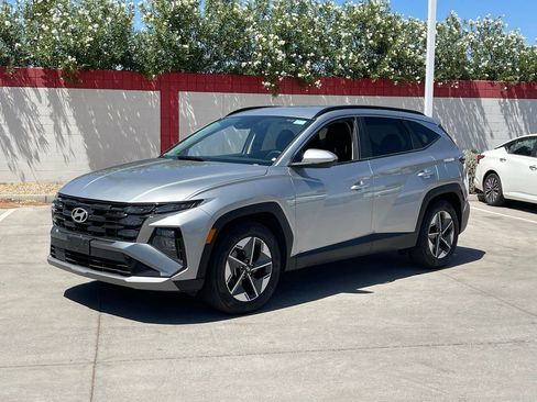 Used 2025 Hyundai Tucson SEL FWD image 6