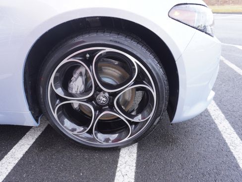 New 2025 Alfa Romeo Giulia AWD w/ Driving Assist Package image 11