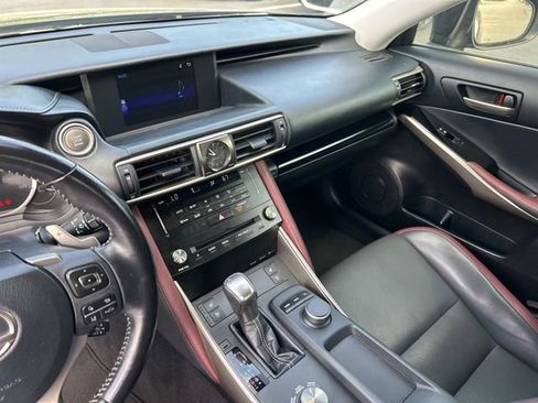 Used 2017 Lexus IS 200t w/ Premium Package RWD image 29