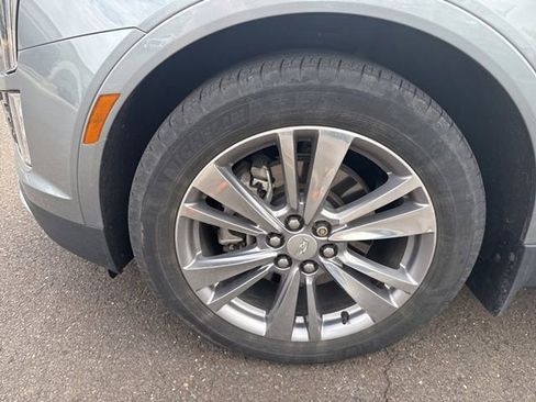 Certified 2023 Cadillac XT5 Premium Luxury image 8