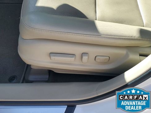 Used 2017 Acura RDX FWD w/ Advance Package image 29