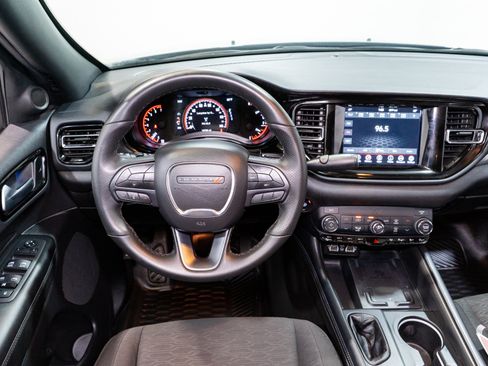 Used 2023 Dodge Durango AWD image 11