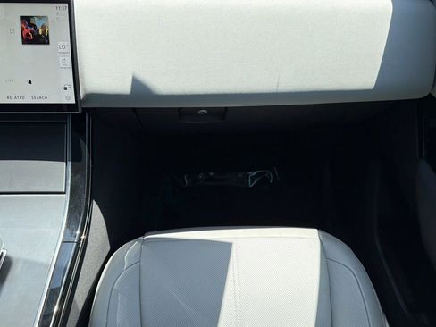 Certified 2026 Land Rover Range Rover Velar S AWD/4WD image 31