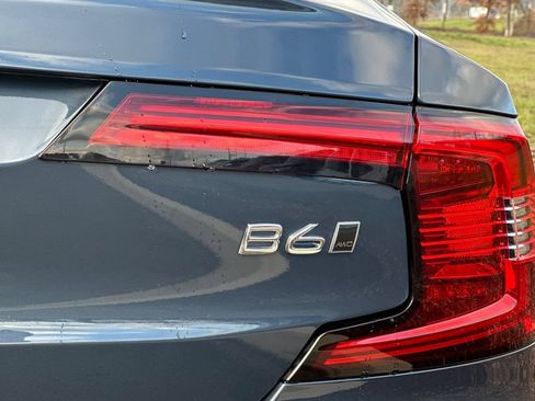 Used 2025 Volvo S90 B6 Plus w/ Protection Package Premier AWD/4WD image 33