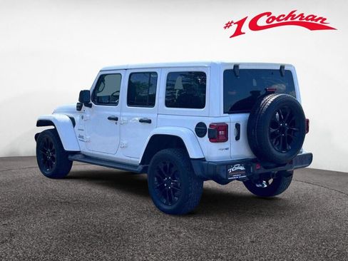 Used 2021 Jeep Wrangler Unlimited Sahara w/ Cold Weather Group AWD/4WD image 9