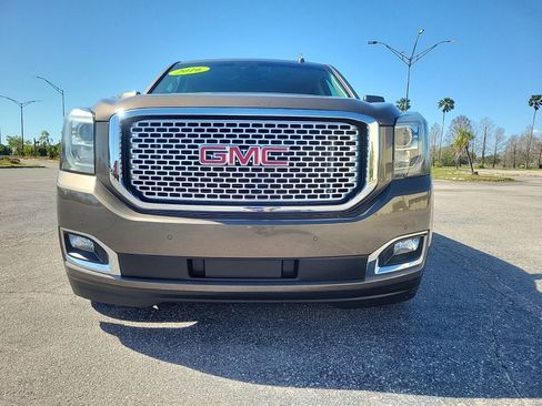 Used 2016 GMC Yukon Denali w/ Open Road Package image 3