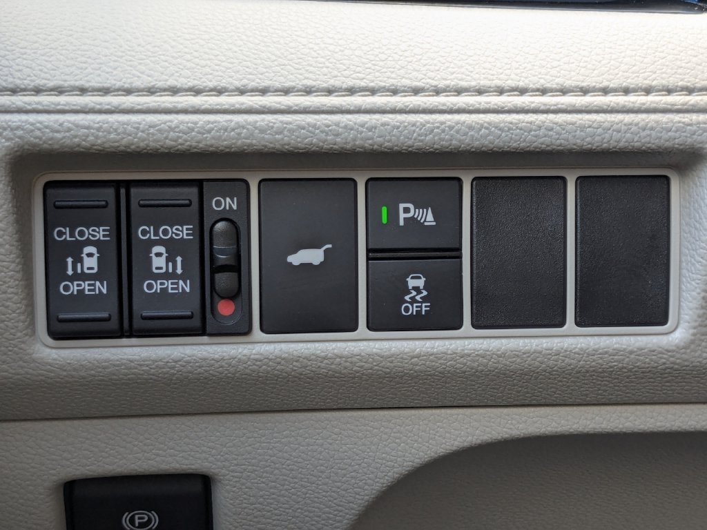 Used 2025 Honda Odyssey Touring image 41