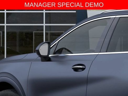 Used 2026 Buick Envision Avenir AWD/4WD image 12