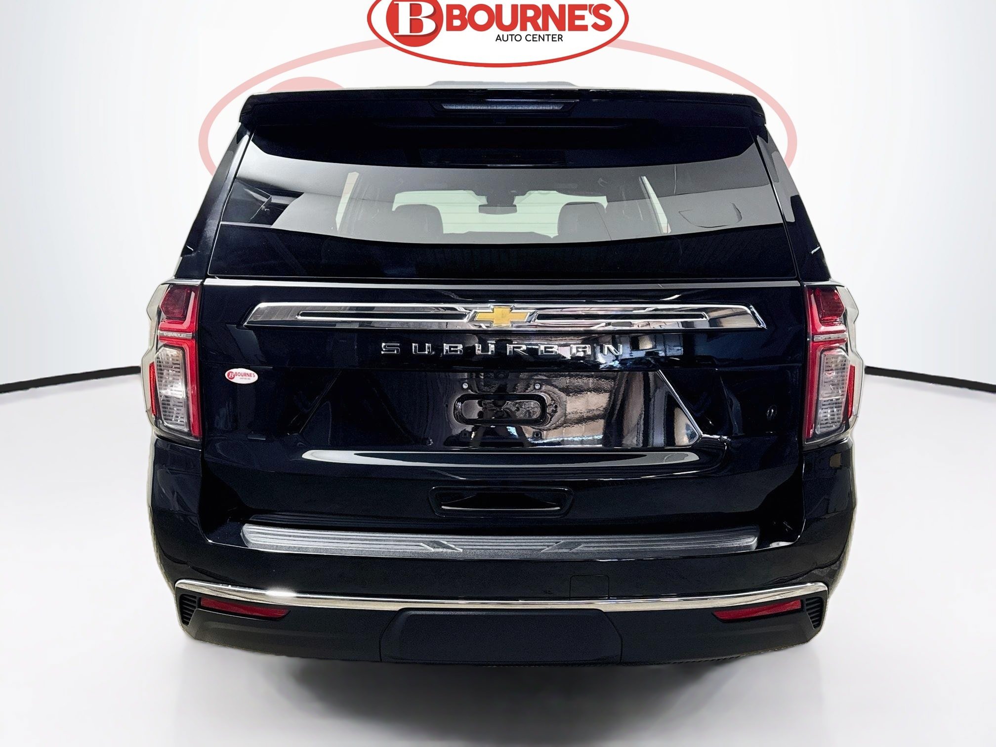 Used 2023 Chevrolet Suburban LS AWD/4WD image 7