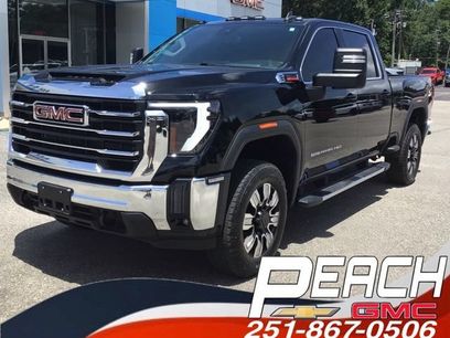 Used 2025 GMC Sierra 2500 SLE w/ Preferred Package