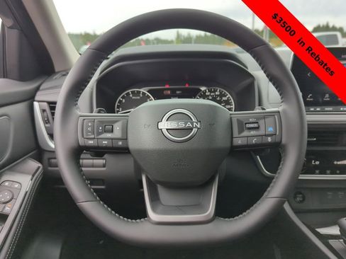 New 2026 Nissan Rogue SV image 25