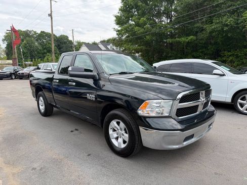 Used 2016 RAM 1500 Classic SLT RWD image 3
