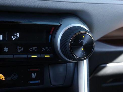 Used 2025 Toyota RAV4 Limited w/ Advanced Technology Package image 29