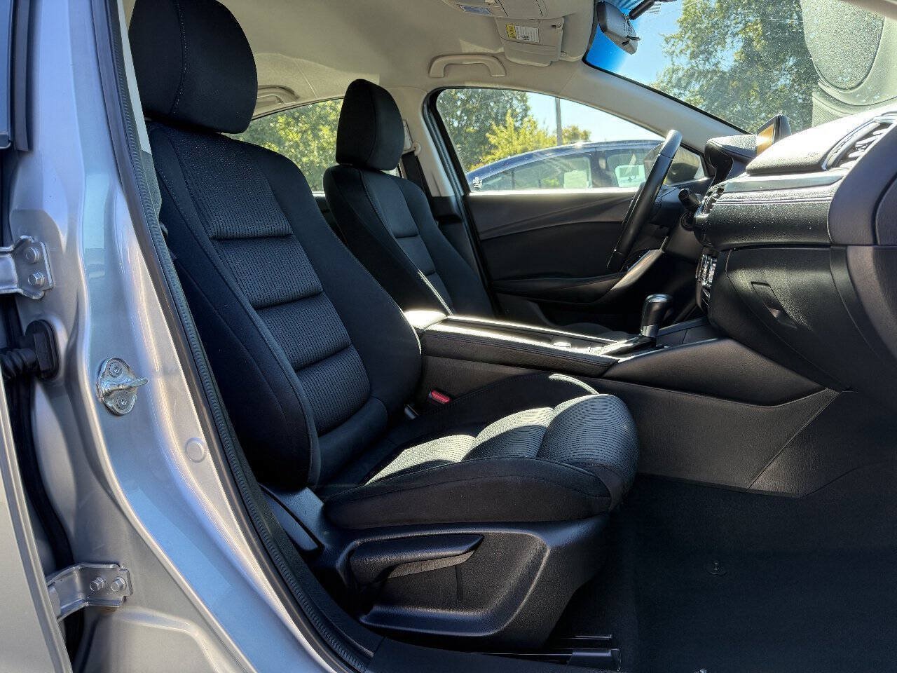 Used 2017 MAZDA MAZDA6 Sport FWD image 14
