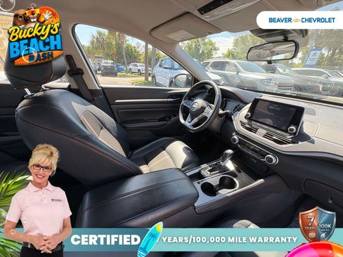 Used 2024 Nissan Altima 2.5 SR FWD image 19