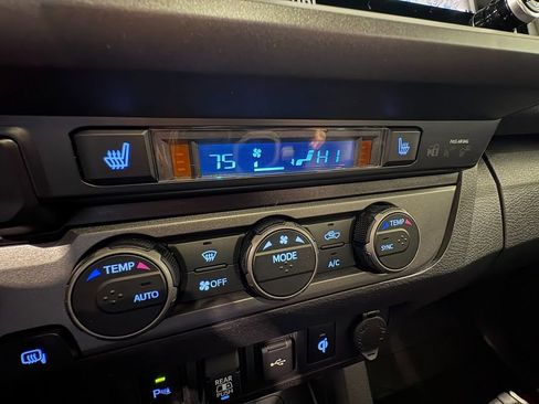 Used 2020 Toyota Tacoma TRD Pro image 25