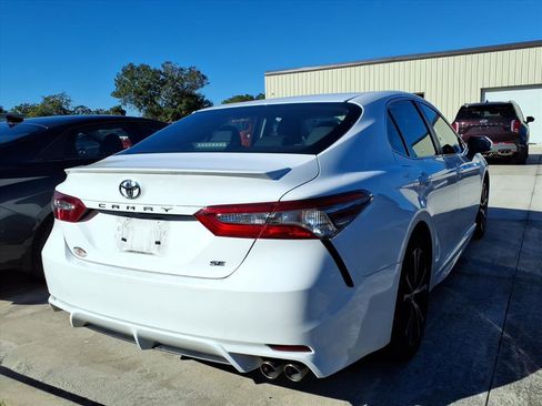 Used 2018 Toyota Camry L image 6