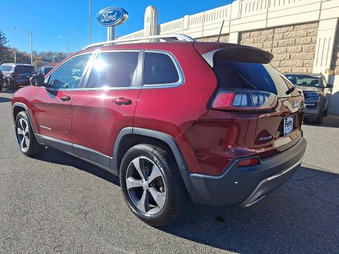 Used 2019 Jeep Cherokee Limited image 6