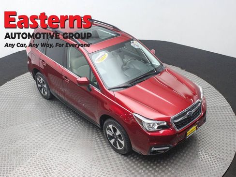 Used 2018 Subaru Forester 2.5i Limited image 3