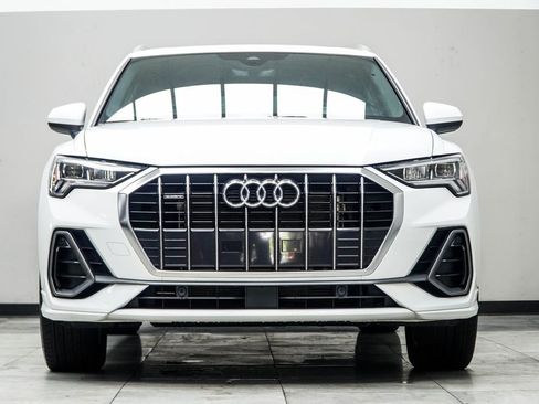 Used 2025 Audi Q3 2.0T Premium AWD/4WD image 7