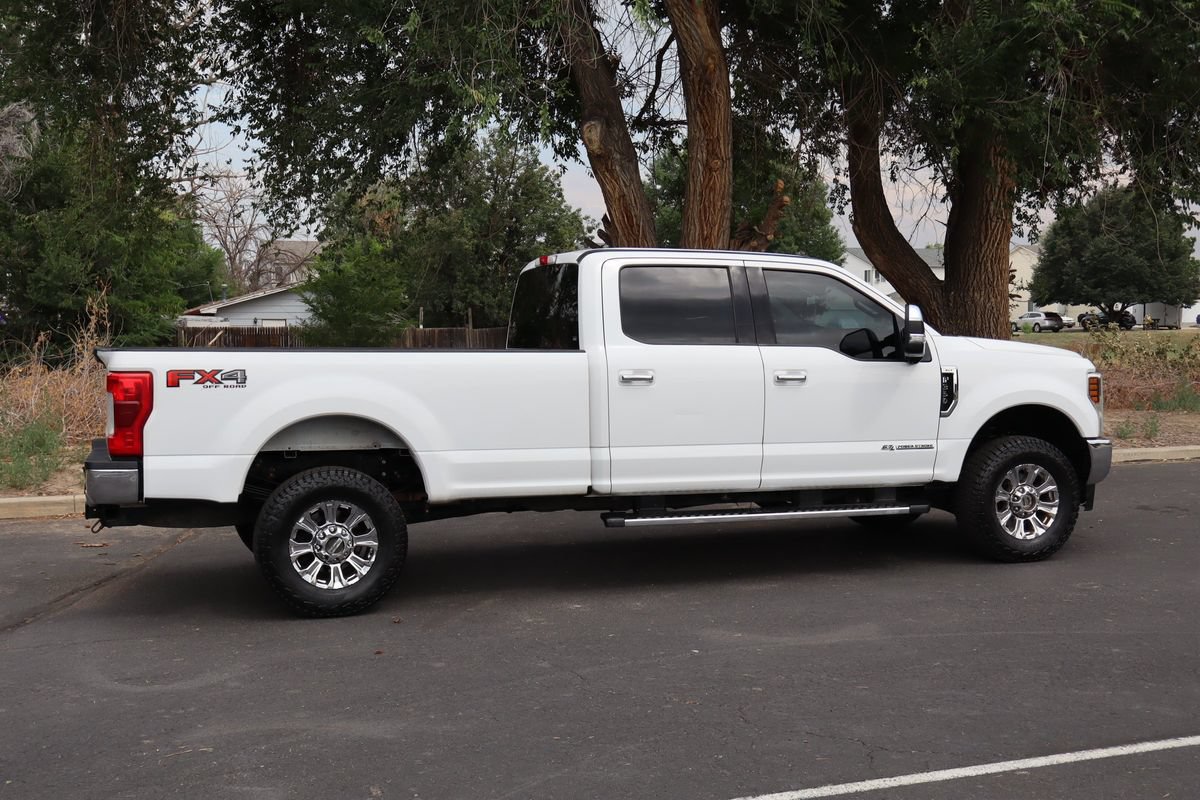 Used 2019 Ford F350 XLT w/ XLT Premium Package AWD/4WD image 4