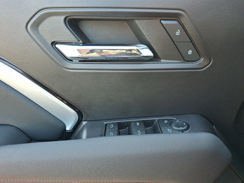 Certified 2023 Chevrolet Colorado Z71 w/ Z71 Convenience Package 2 image 12