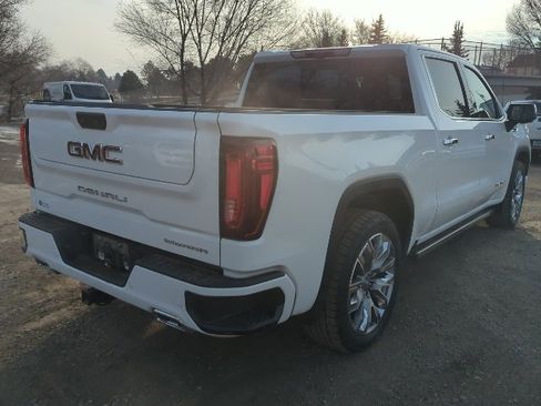 Used 2024 GMC Sierra 1500 Denali w/ Denali Reserve Package image 13