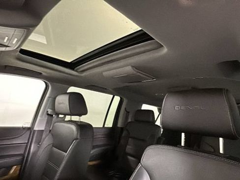 Used 2020 GMC Yukon XL Denali w/ Open Road Package AWD/4WD image 13