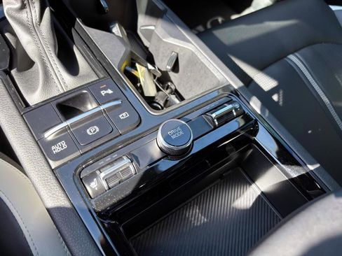 Used 2025 Kia K5 GT-Line w/ GT-Line Premium Package image 25