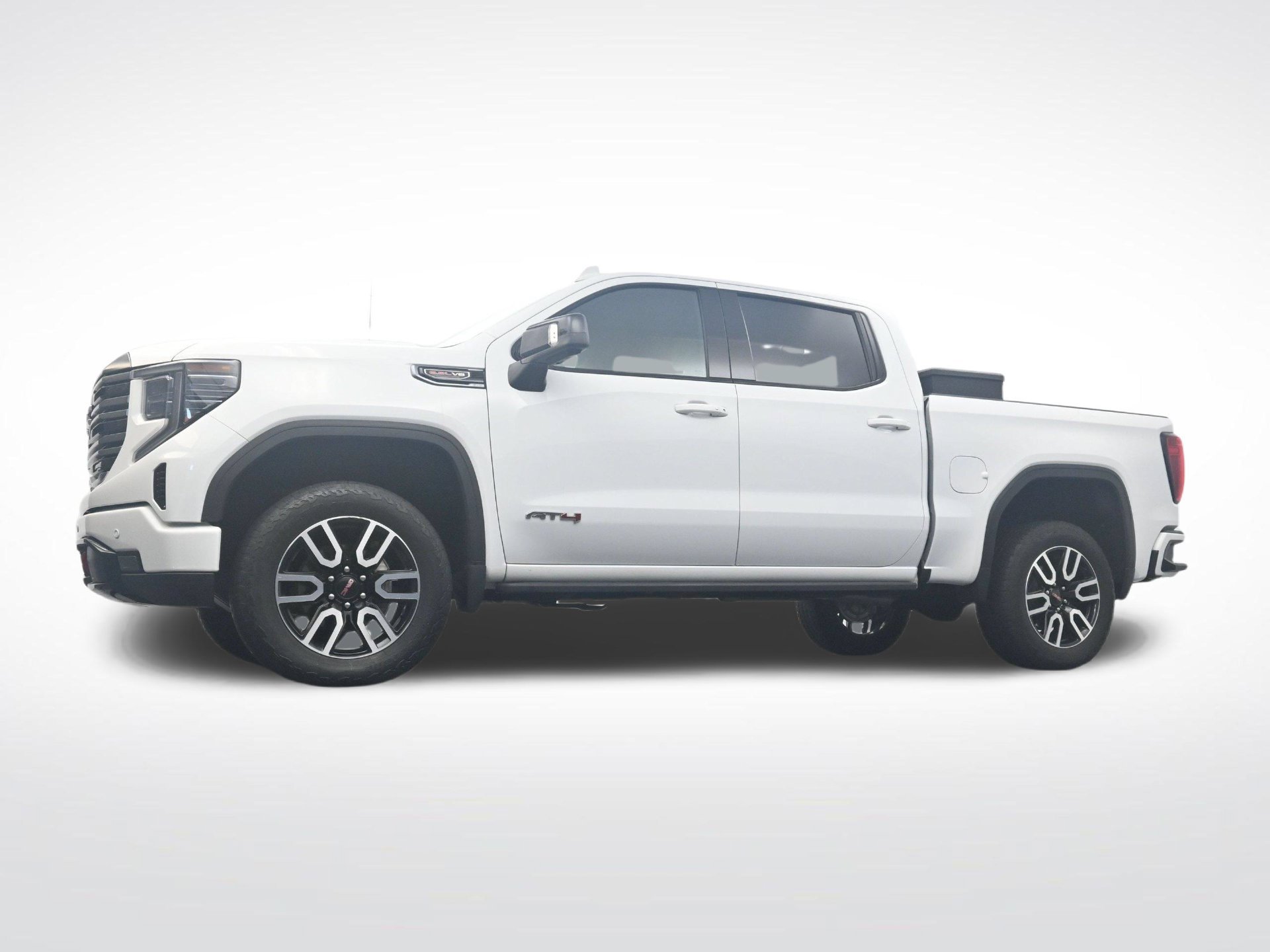 Used 2024 GMC Sierra 1500 AT4 w/ Technology Package AWD/4WD image 29