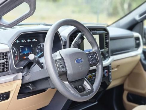 Used 2023 Ford F150 XLT image 12