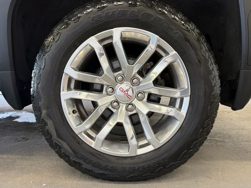 Used 2019 GMC Sierra 1500 SLT w/ SLT Premium Plus Package AWD/4WD image 11