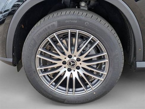 Certified 2026 Mercedes-Benz GLC 300 image 11