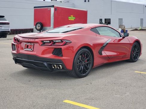 Used 2025 Chevrolet Corvette Stingray Premium Cpe w/ 3LT RWD image 4