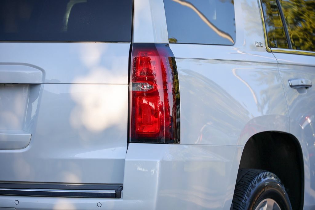 Used 2016 Chevrolet Tahoe LTZ AWD/4WD image 26