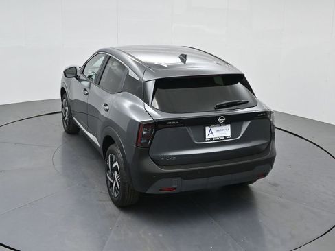 Used 2025 Nissan Kicks SV image 32