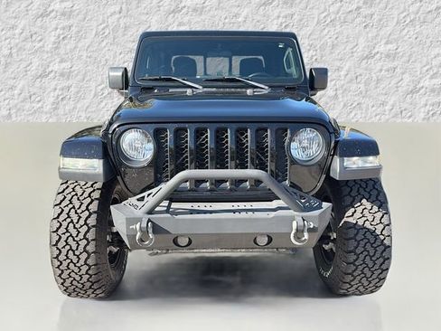 Used 2020 Jeep Gladiator Overland w/ Safety Group image 8