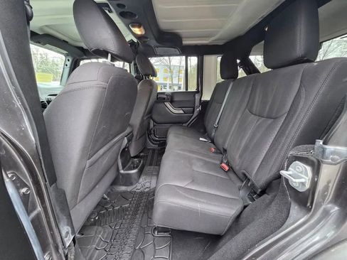 Used 2017 Jeep Wrangler Unlimited Sport w/ Quick Order Package 24S AWD/4WD image 12