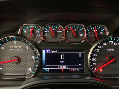 Used 2017 Chevrolet Silverado 1500 LT w/ Redline Edition image 15