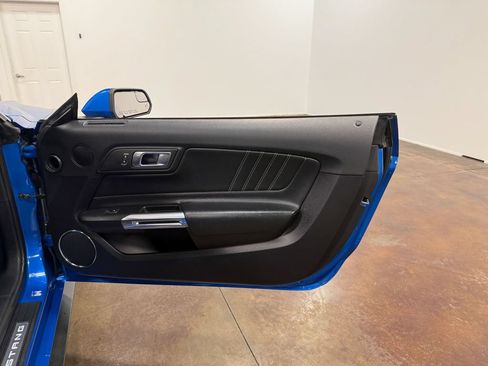 Used 2019 Ford Mustang GT Premium w/ Black Accent Package RWD image 58